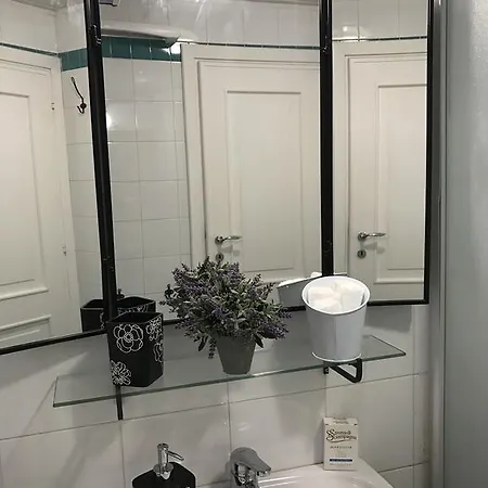 The 1492 Apartment Genua